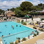 Domaine De L'ile D'or Hébergement de vacances Saint-Raphaël