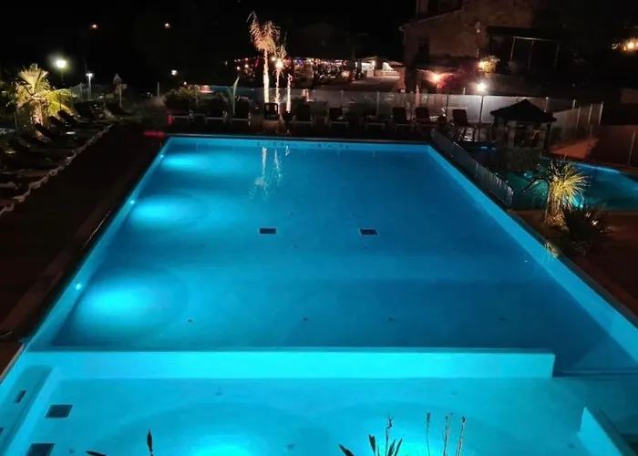 Сasa de vacaciones Domaine De L'ile D'or *