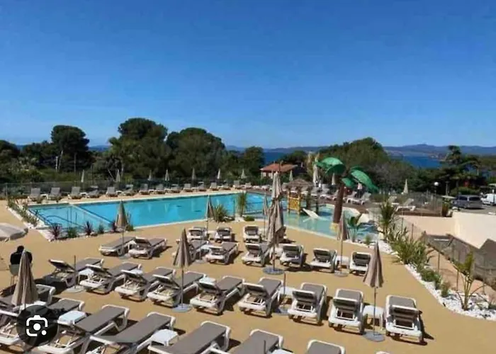 Сasa de vacaciones Domaine De L'ile D'or Saint-Raphaël